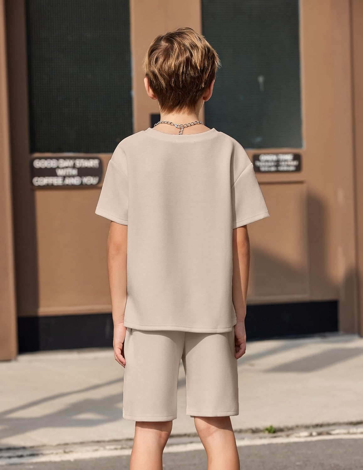 Boys Drop Shoulder T-Shirt and Drawstring Waist Shorts with Chain Necklace Summer Casual Outfits (5-12 Years)