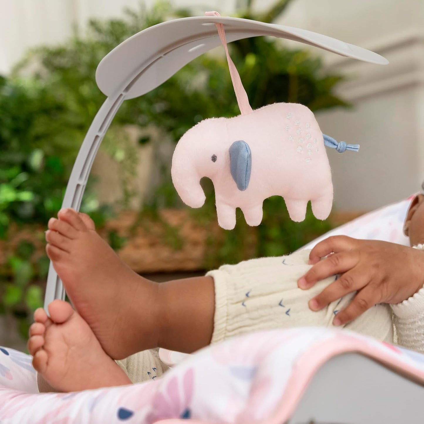 Keep Cozy 3-In-1 Grow with Me Vibrating Baby Bouncer Seat & Infant to Toddler Rocker, Vibrations & -Toy Bar, 0-30 Months up to 40 Lbs (Pink Burst)