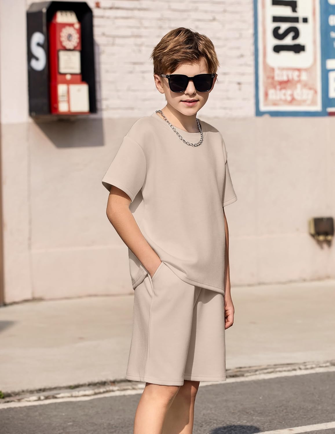 Boys Drop Shoulder T-Shirt and Drawstring Waist Shorts with Chain Necklace Summer Casual Outfits (5-12 Years)